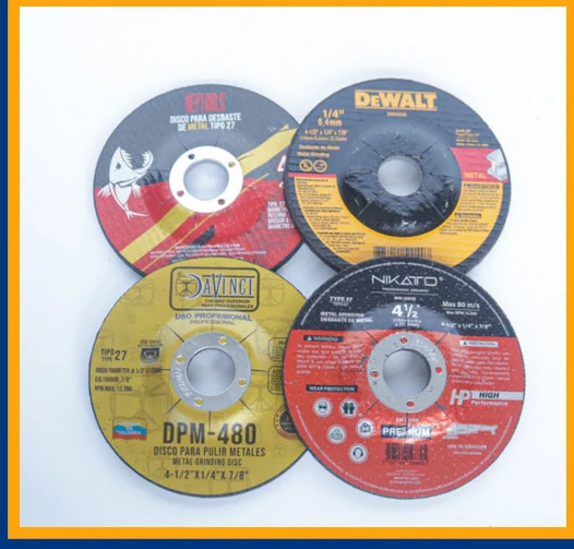 Discos abrasivos de corte y desbaste mostrados en el catálogo industrial.